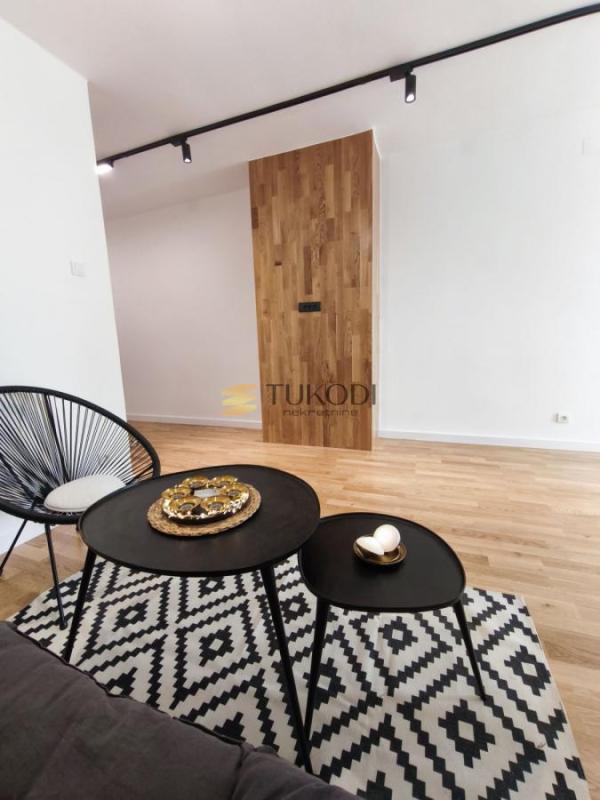 Slika 1 - Dvoiposoban stan na prodaju, 61m2, 205.000€