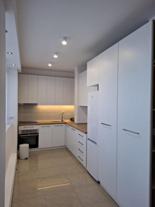 Slika 7 - Dvosoban stan za izdavanje, 73m2, 650€