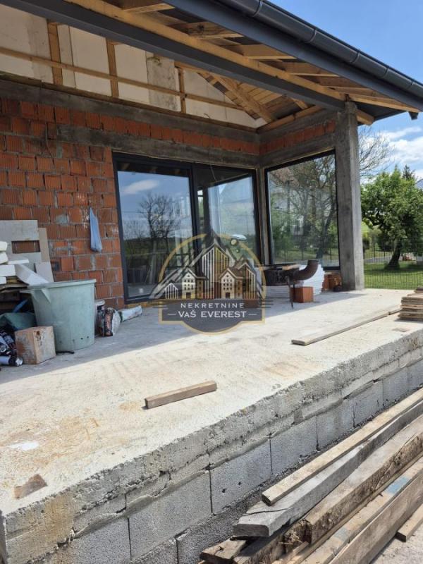 Slika 1 -  Kuća na prodaju, 147m2, 150.000€