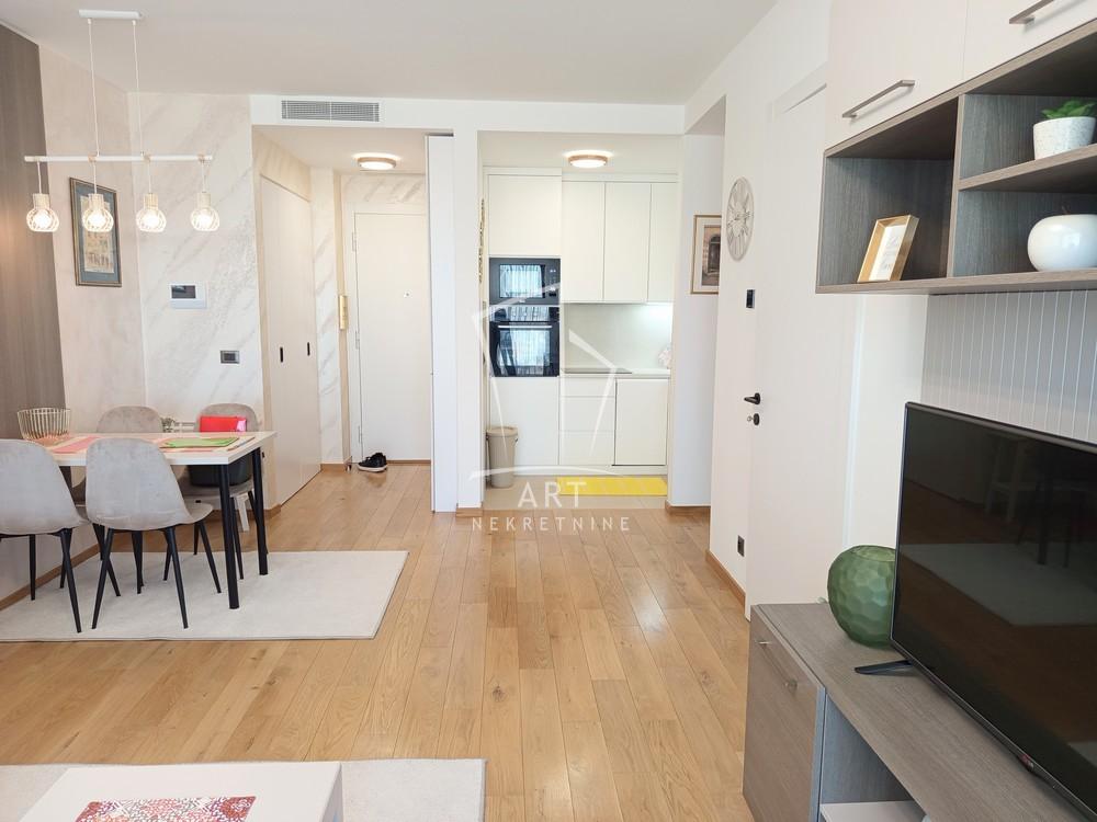 Slika 8 - Venizelosova, Dvosoban stan za izdavanje, 49m2, 1.000€