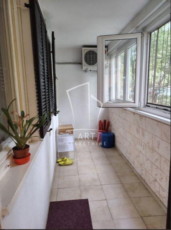 Slika 10 - Koste Nađa, Trosoban stan za izdavanje, 67m2, 600€