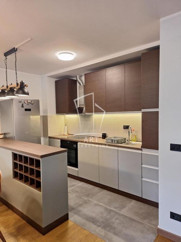 Slika 4 - Požeška, Trosoban stan za izdavanje, 90m2, 1.400€