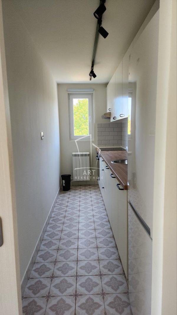 Slika 11 - Momčila Čedića, Dvosoban stan za izdavanje, 41m2, 500€