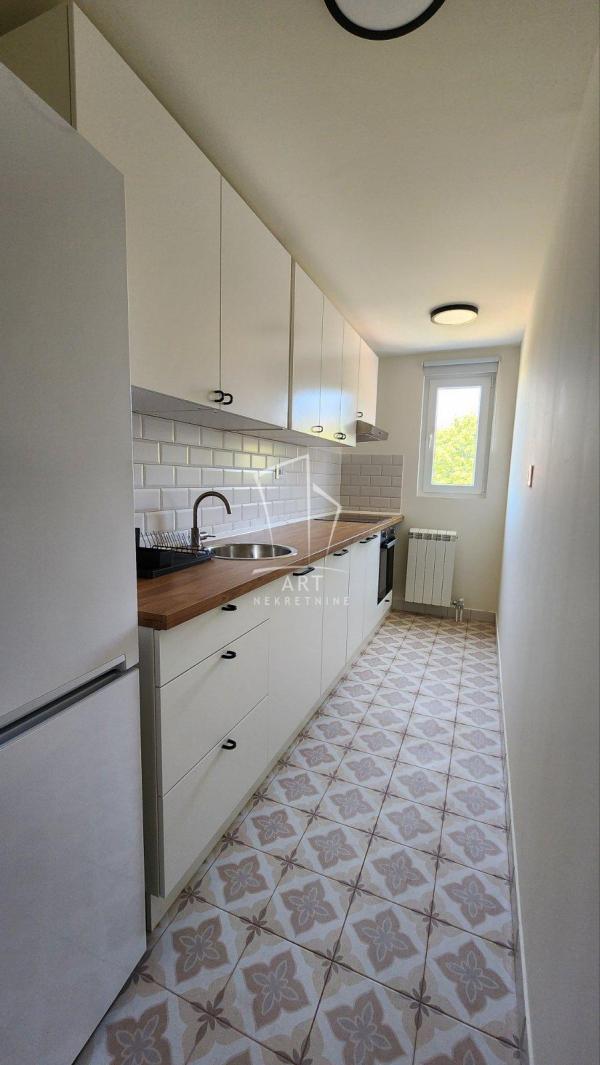 Slika 10 - Momčila Čedića, Dvosoban stan za izdavanje, 41m2, 500€