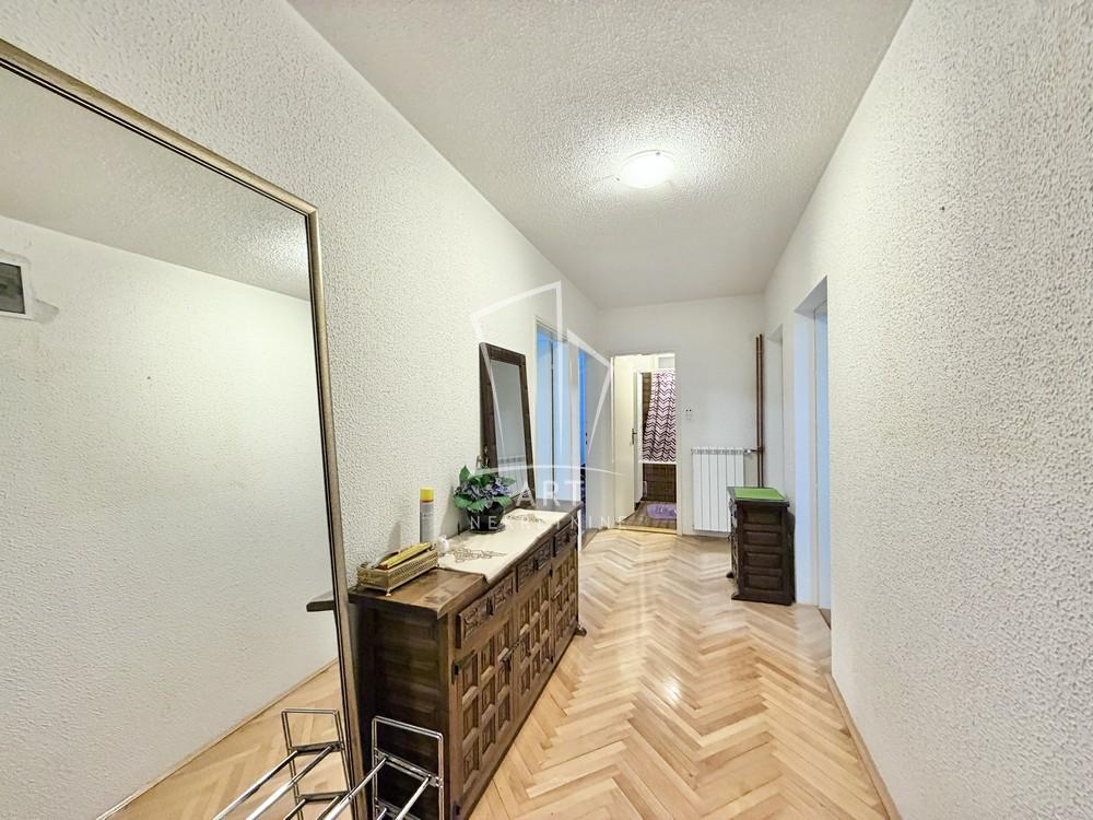 Slika 4 - Barička reka,  Kuća na prodaju, 238m2, 300.000€