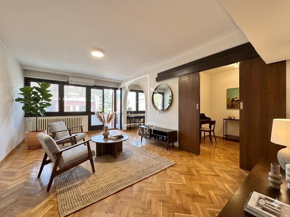 Slika 1 - Brane Petronijevića,  Kuća na prodaju, 200m2, 490.000€