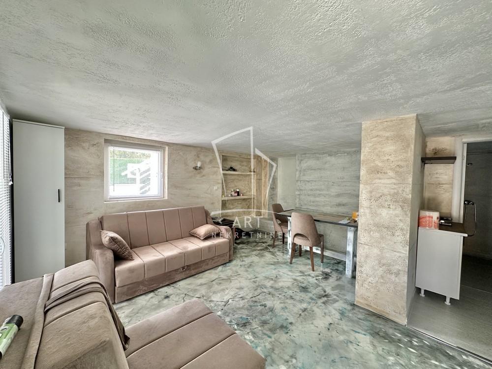 Slika 4 - Danteova,  Lokal na prodaju, 151m2, 260.000€