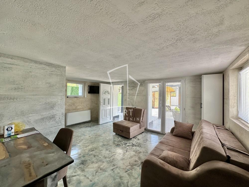 Slika 5 - Danteova,  Lokal na prodaju, 151m2, 260.000€