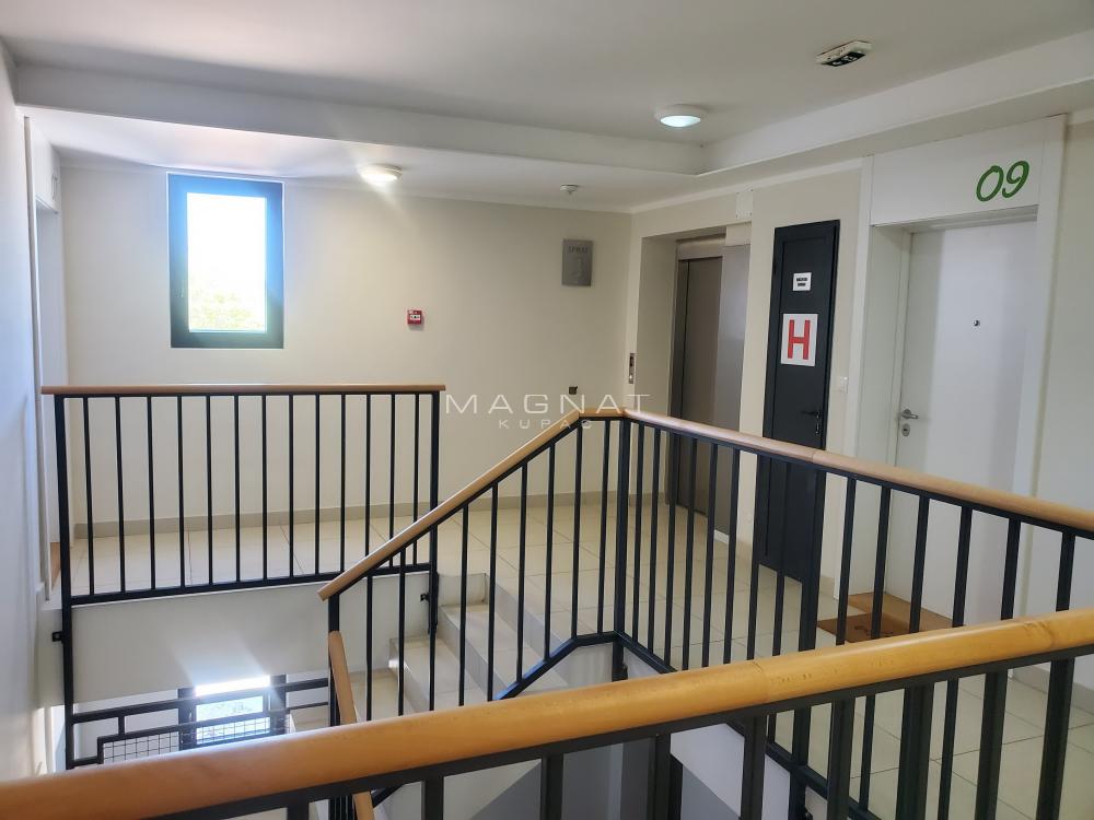 Slika 8 - Tošin bunar, Trosoban stan na prodaju, 70m2, 320.000€