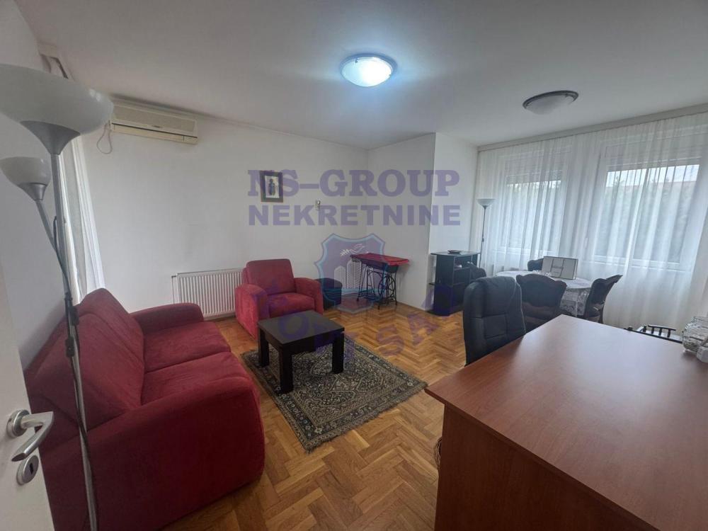 Glavna slika -Trosoban stan na prodaju, 67m2, 207.030€