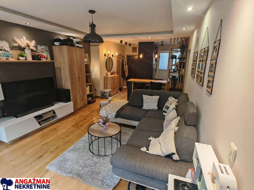 Slika 2 - Omladinskih brigada, Dvoiposoban stan na prodaju, 65m2, 275.000€