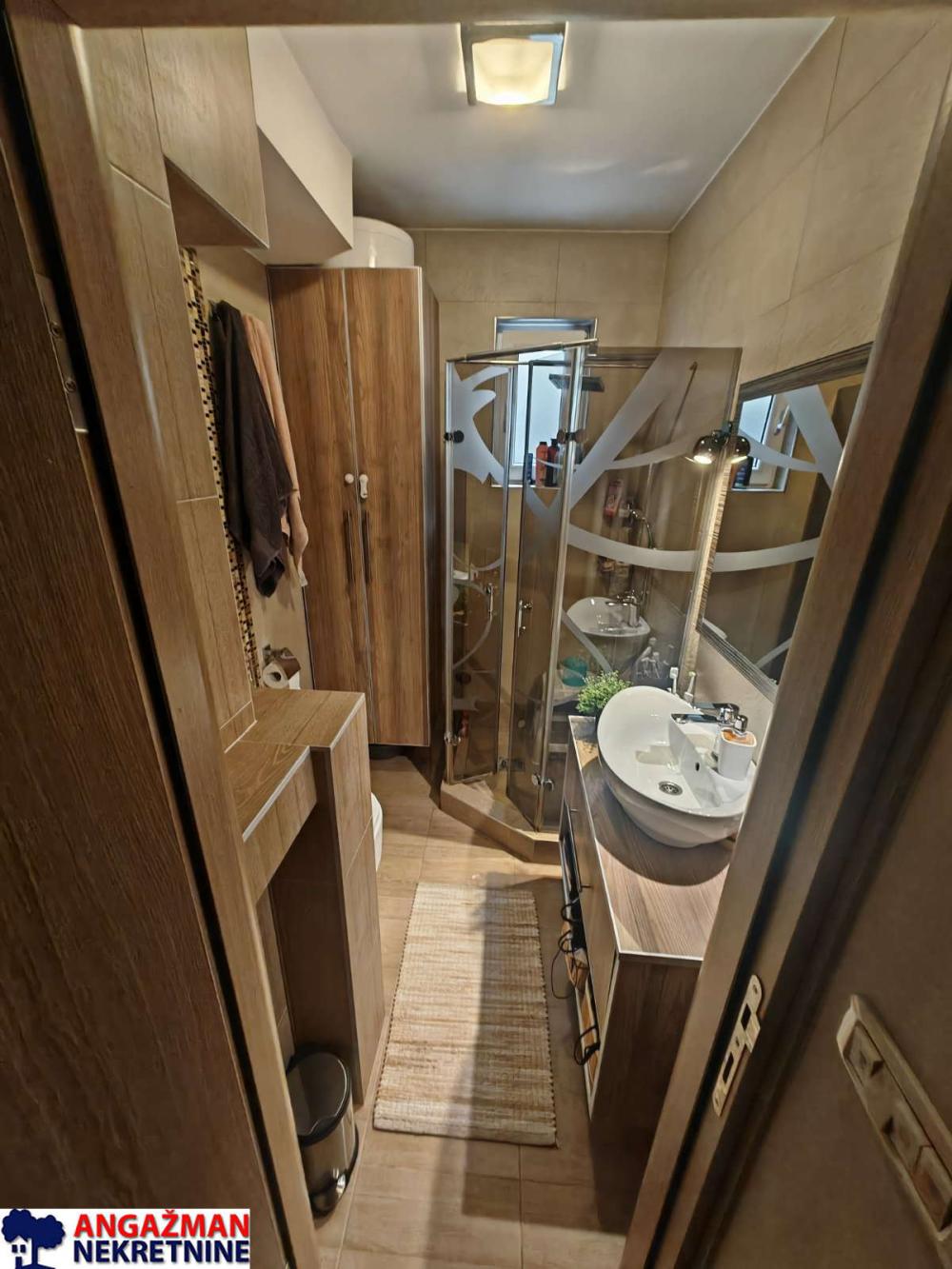 Slika 5 - Omladinskih brigada, Dvoiposoban stan na prodaju, 65m2, 275.000€