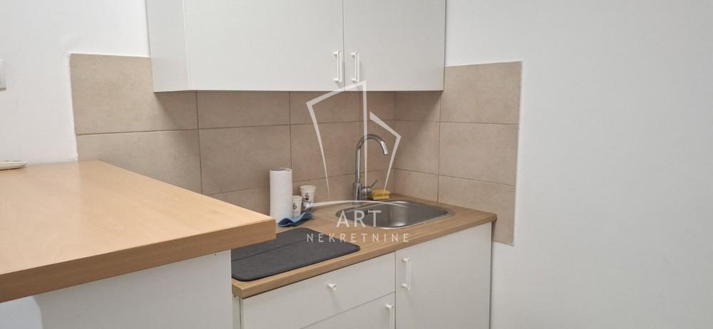 Slika 3 - Jurija Gagarina,  Lokal za izdavanje, 72m2, 600€