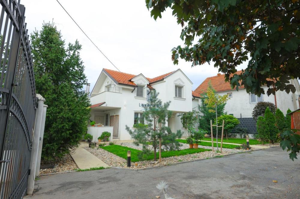Slika 1 - Stari Vinogradi,  Kuća na prodaju, 155m2, 365.000€