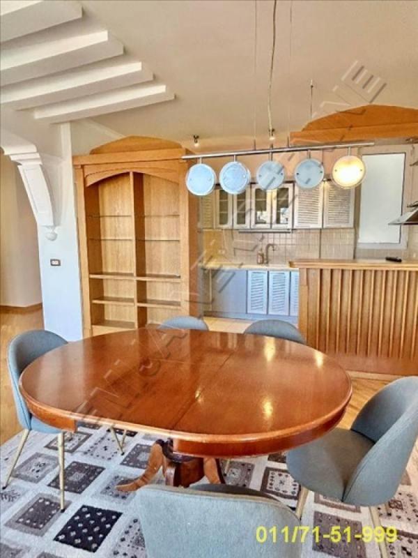 Slika 6 - Novopazarska, Trosoban stan za izdavanje, 140m2, 1.600€