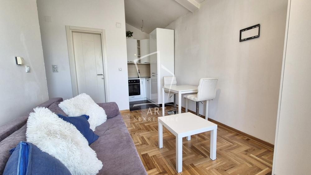 Slika 2 - Bogdana Žerajića, Jednosoban stan za izdavanje, 23m2, 300€