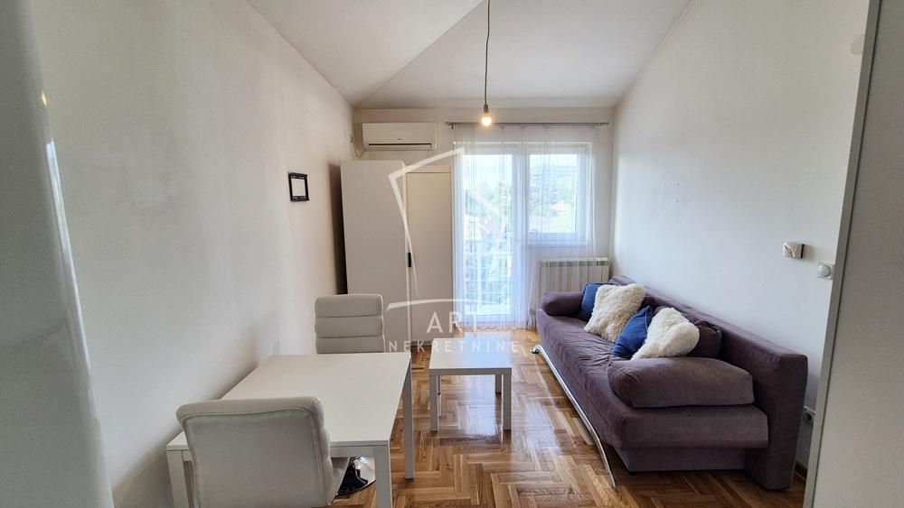 Slika 3 - Bogdana Žerajića, Jednosoban stan za izdavanje, 23m2, 300€