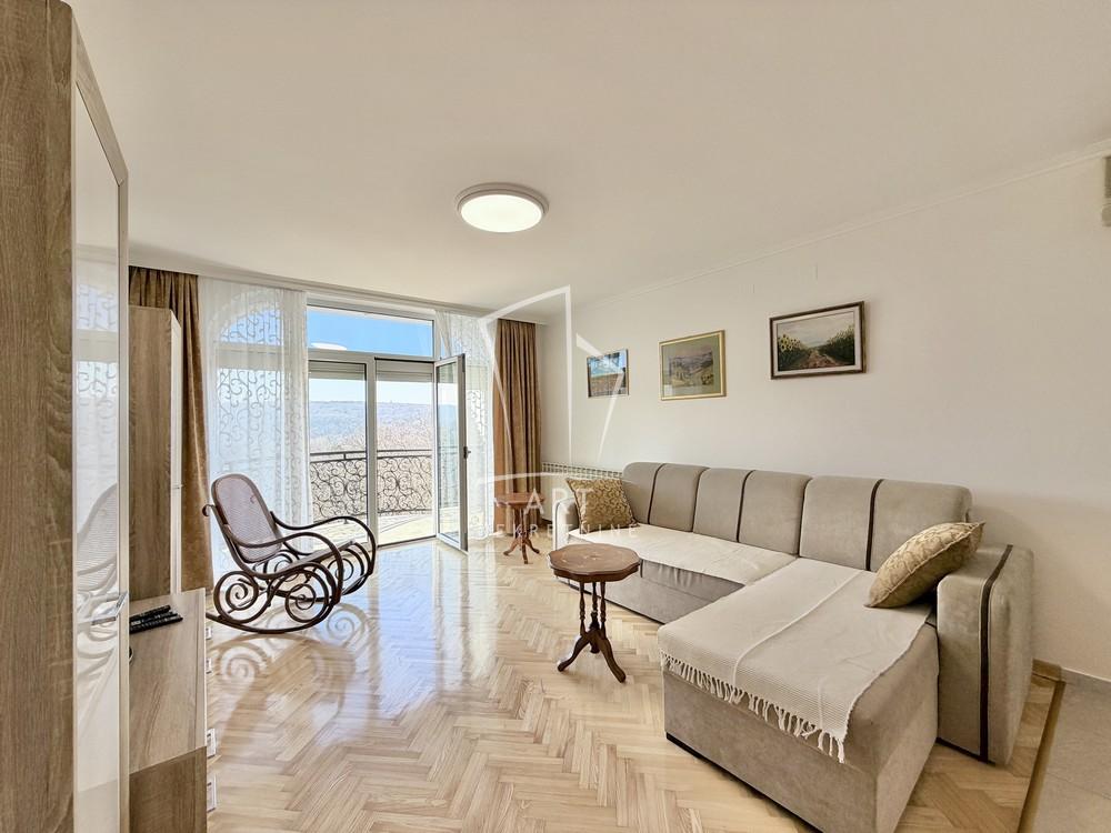 Slika 2 - Cara Iraklija, Trosoban stan za izdavanje, 80m2, 1.100€