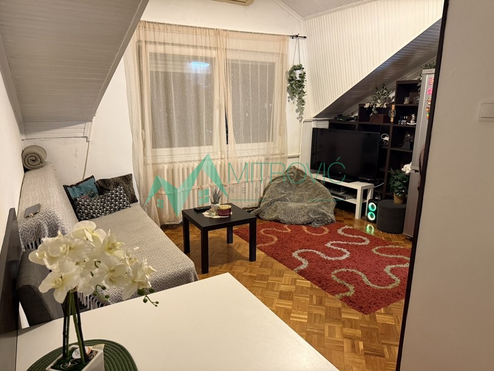 Slika 2 - Dvosoban stan za izdavanje, 42m2, 270€
