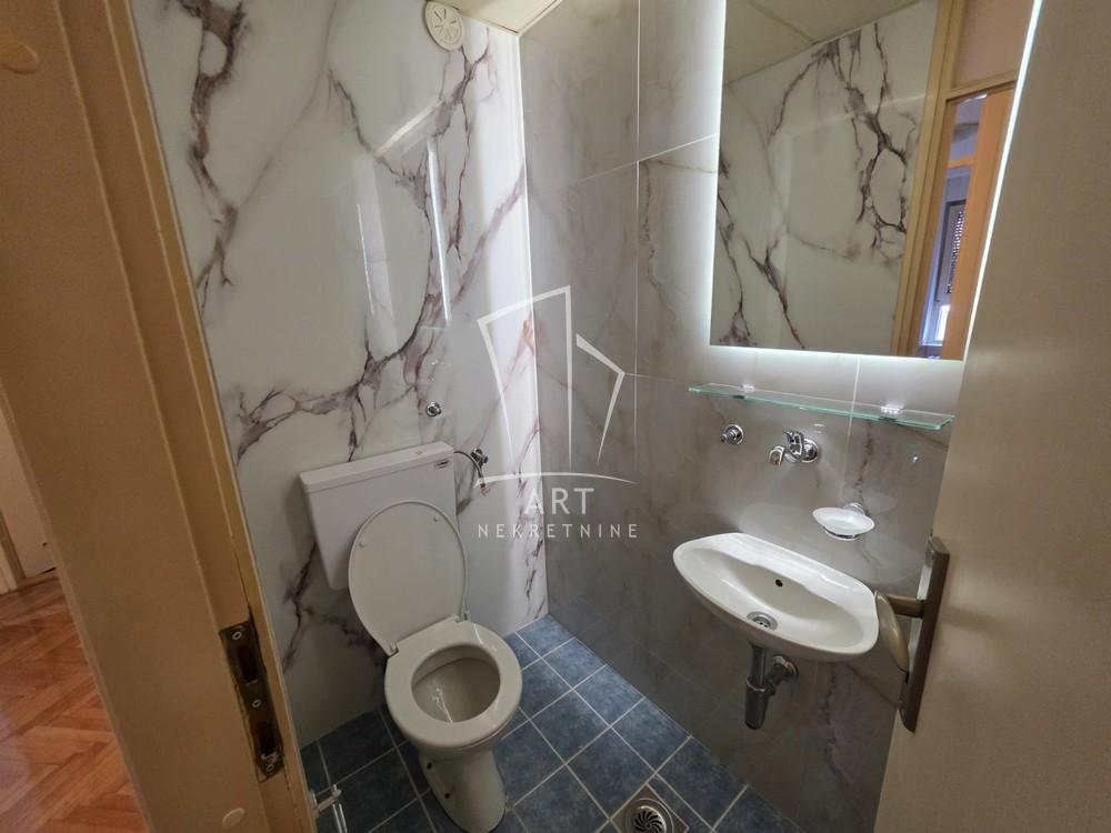 Slika 9 - Karpoševa, Trosoban stan za izdavanje, 76m2, 1.000€