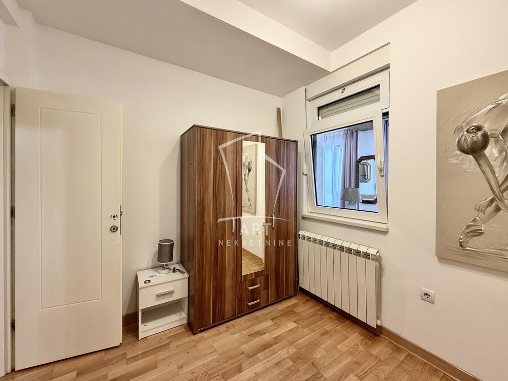 Slika 7 - Šumatovačka, Trosoban stan za izdavanje, 35m2, 700€