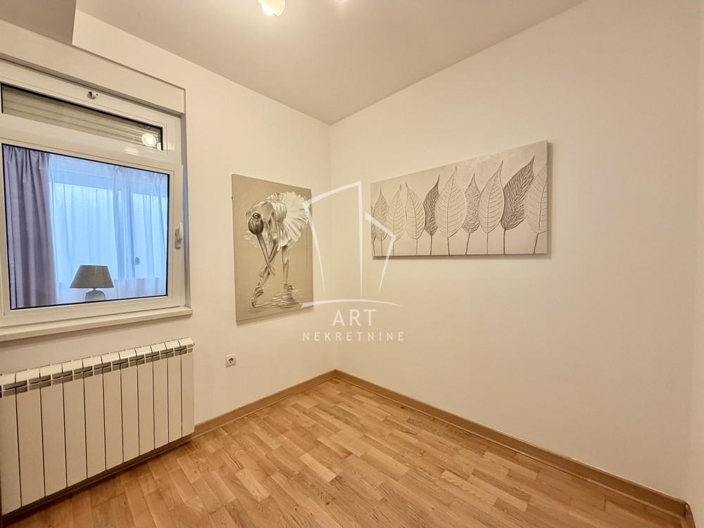 Slika 8 - Šumatovačka, Trosoban stan za izdavanje, 35m2, 700€