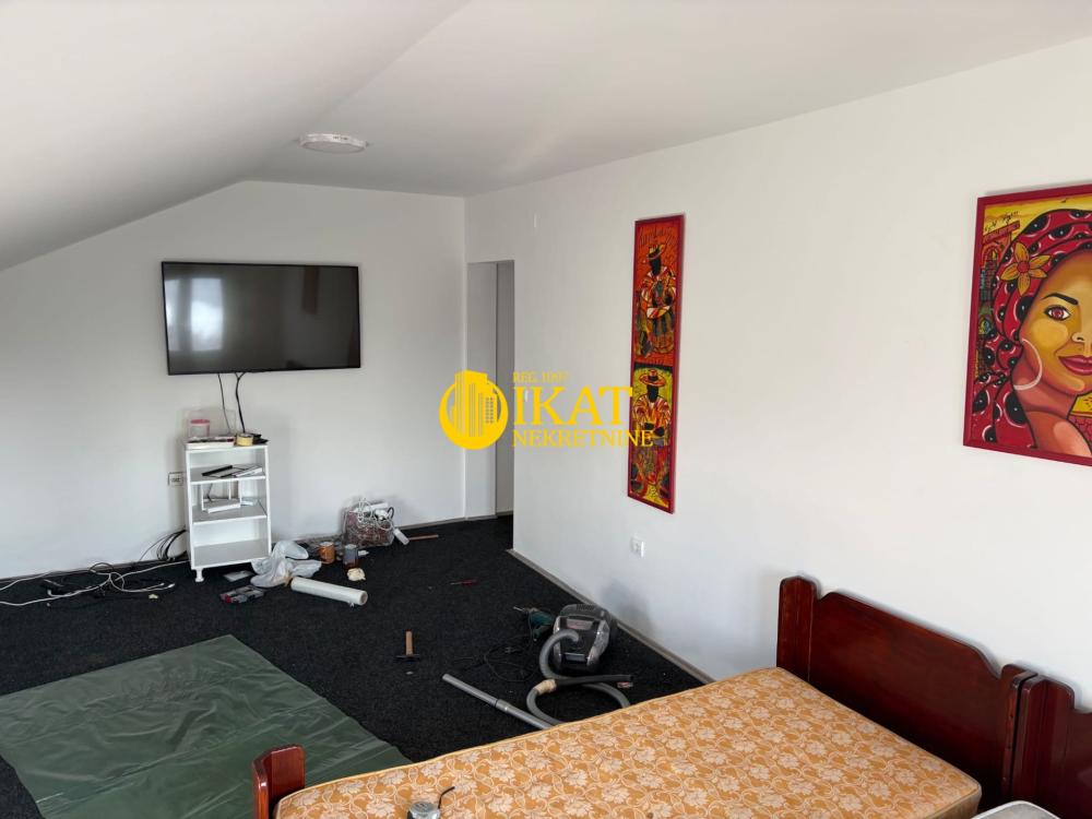 Slika 6 - Zrenjaninski put,  Lokal za izdavanje, 450m2, 2.950€