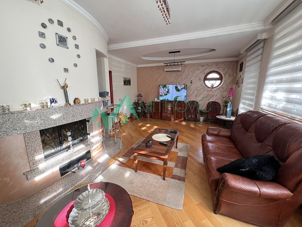Slika 1 -  Kuća na prodaju, 299m2, 659.200€