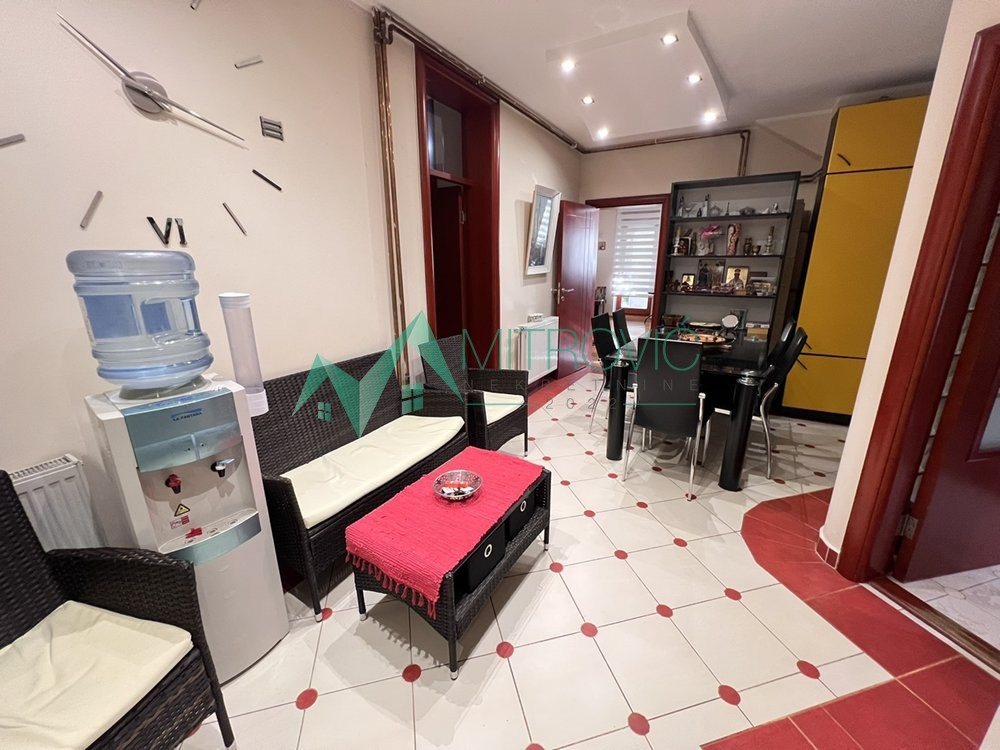 Slika 4 -  Kuća na prodaju, 299m2, 659.200€