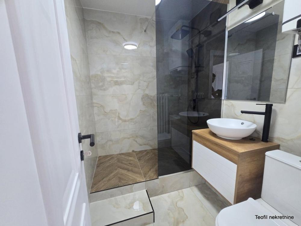 Slika 9 - Bulevar Arsenija Čarnojevića, Trosoban stan na prodaju, 80m2, 278.900€