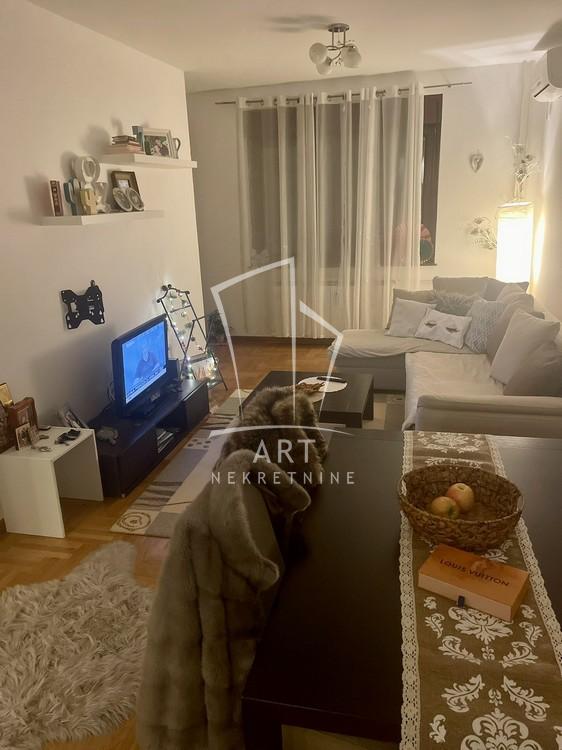 Slika 1 - Kneginje Julije, Dvosoban stan za izdavanje, 50m2, 600€