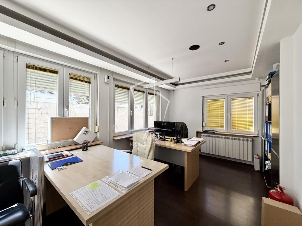Slika 5 - Garibaldijeva,  Lokal na prodaju, 87m2, 220.000€