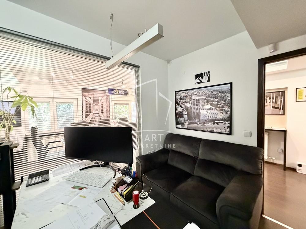 Slika 3 - Garibaldijeva,  Lokal na prodaju, 87m2, 220.000€