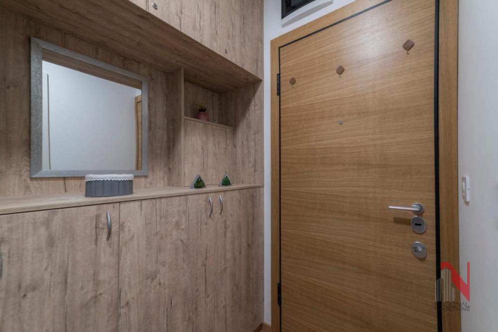 Slika 8 - TRG GALERIJE, Jednoiposoban stan za izdavanje, 55m2, 700€