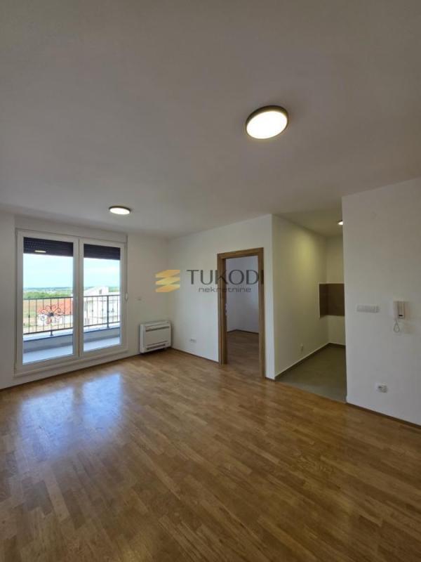 Glavna slika -Troiposoban stan na prodaju, 80m2, 143.000€