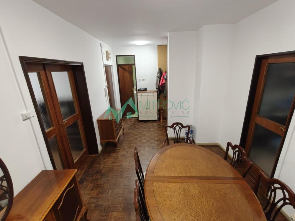 Slika 1 - Dvosoban stan za izdavanje, 62m2, 400€