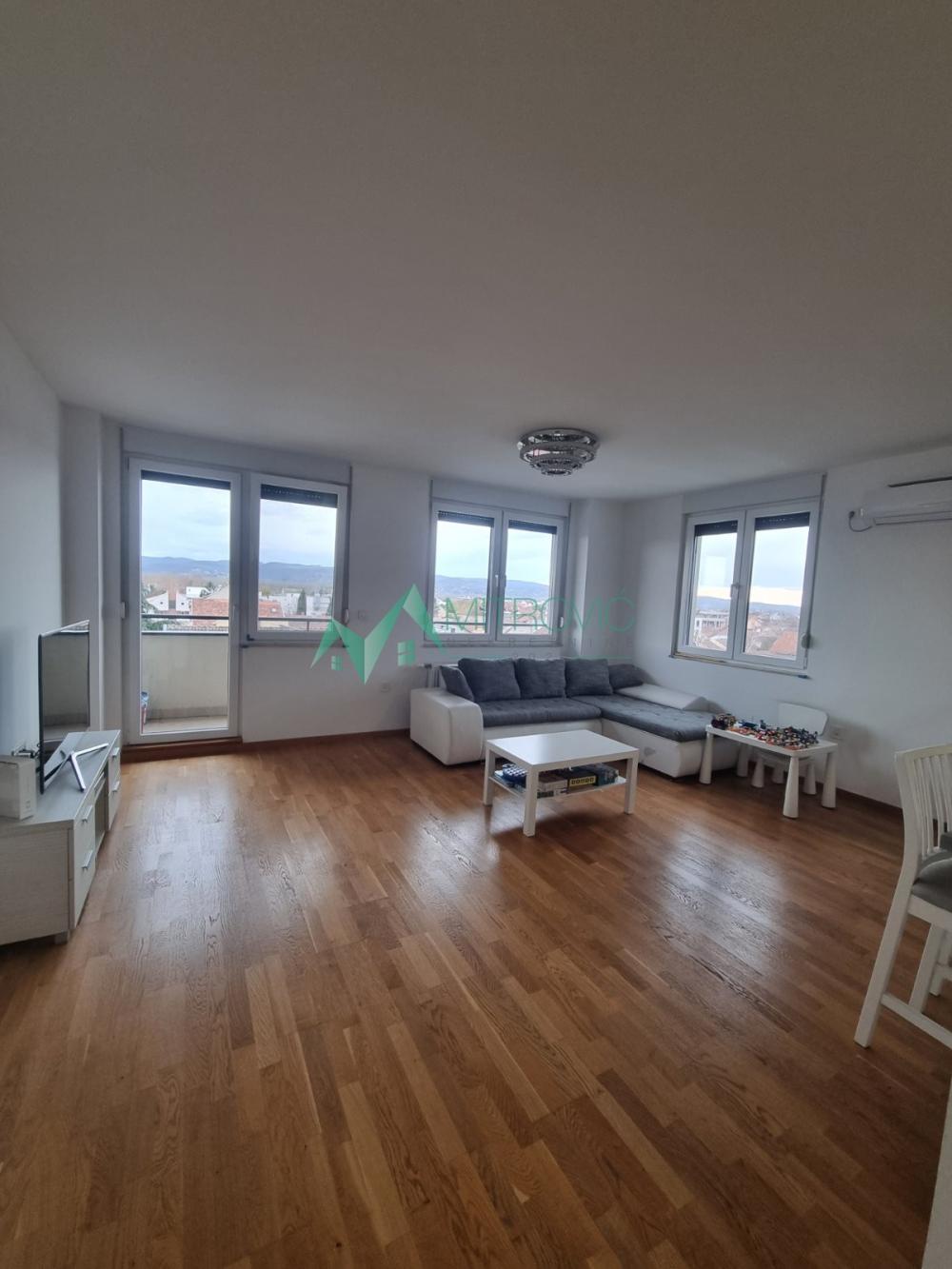 Slika 1 - Dvoiposoban stan na prodaju, 82m2, 236.900€