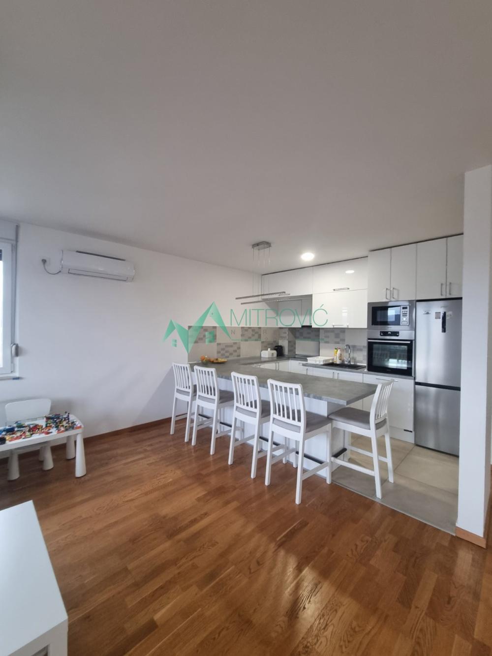 Slika 4 - Dvoiposoban stan na prodaju, 82m2, 236.900€