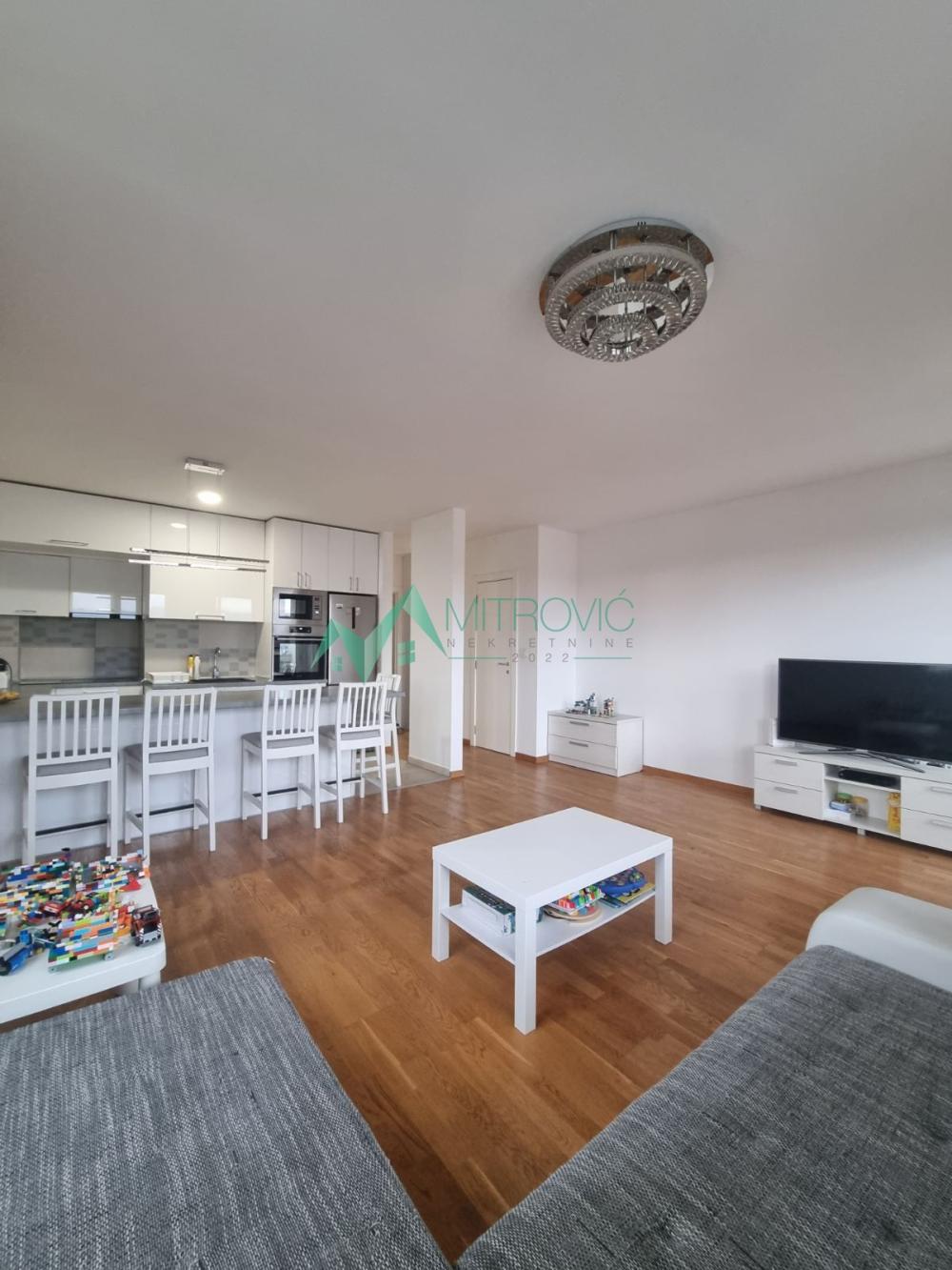 Slika 5 - Dvoiposoban stan na prodaju, 82m2, 236.900€