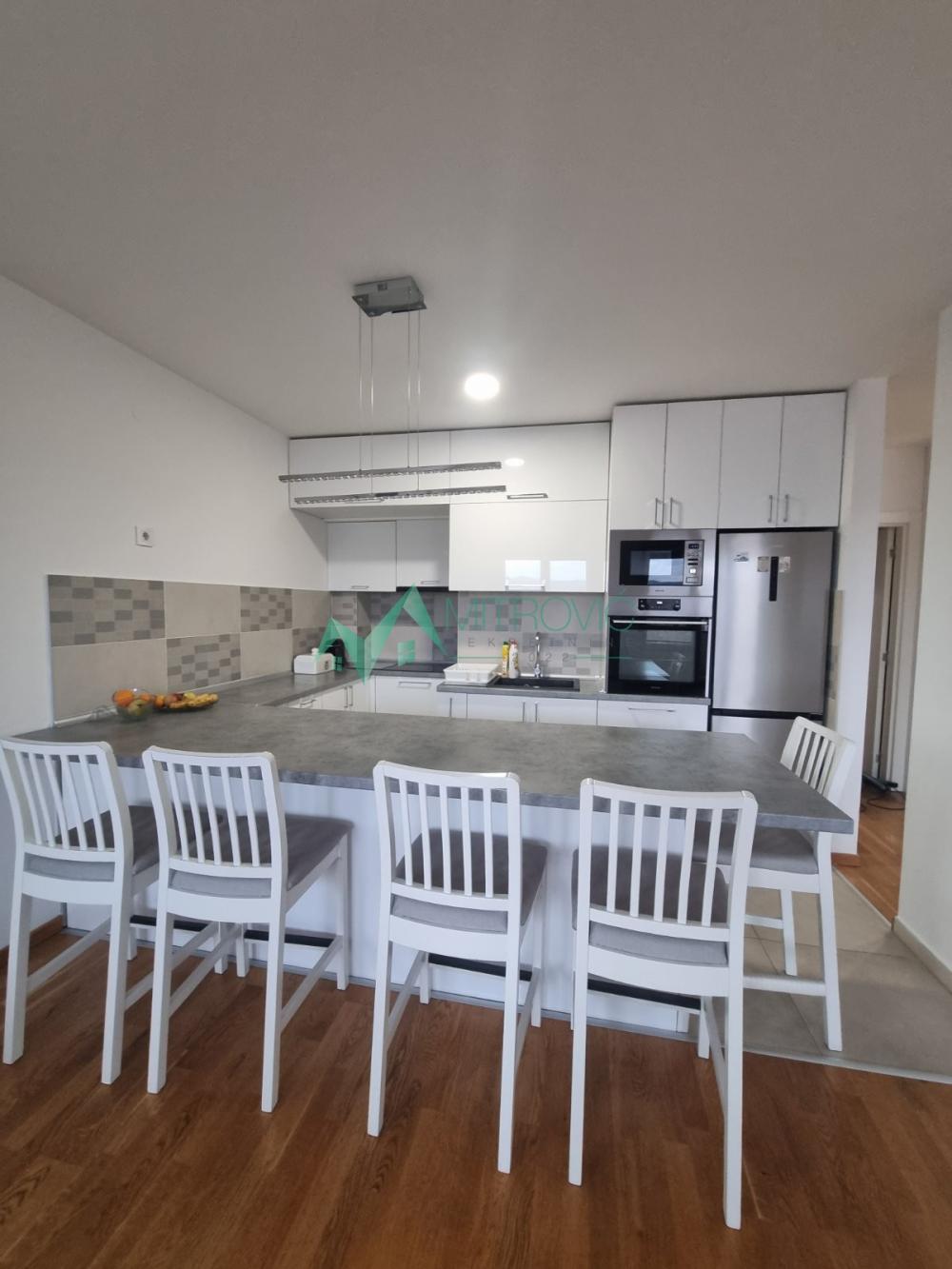 Slika 3 - Dvoiposoban stan na prodaju, 82m2, 236.900€