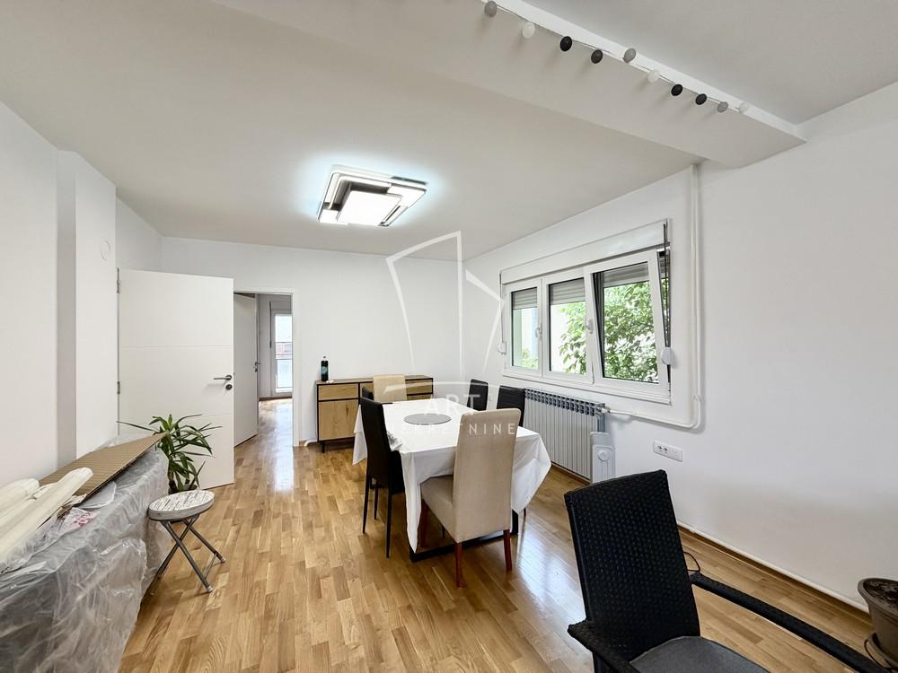 Slika 3 - Sanska, Trosoban stan za izdavanje, 90m2, 800€