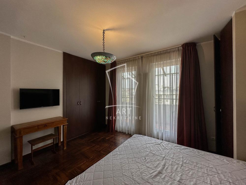 Slika 4 - Dr Dragoslava Popovića, Trosoban stan za izdavanje, 120m2, 1.800€