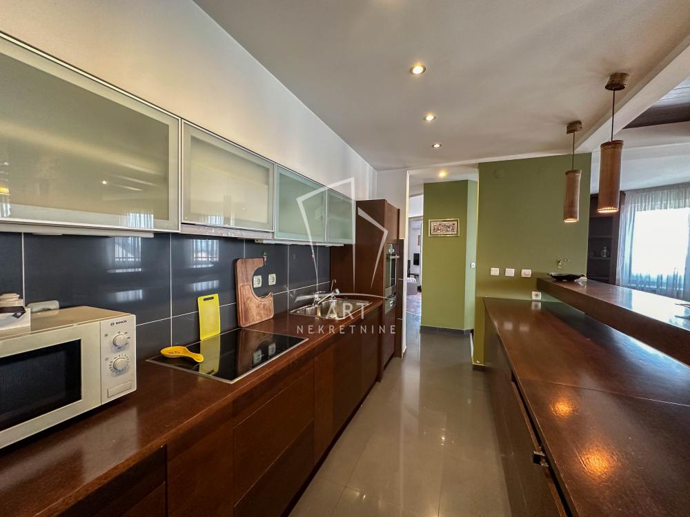 Slika 8 - Dr Dragoslava Popovića, Trosoban stan za izdavanje, 120m2, 1.800€