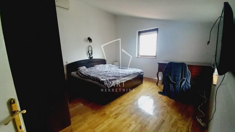 Slika 11 - Šantićeva, Četvorosoban stan za izdavanje, 93m2, 950€