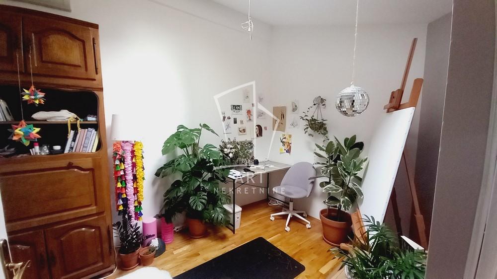 Slika 8 - Šantićeva, Četvorosoban stan za izdavanje, 93m2, 950€
