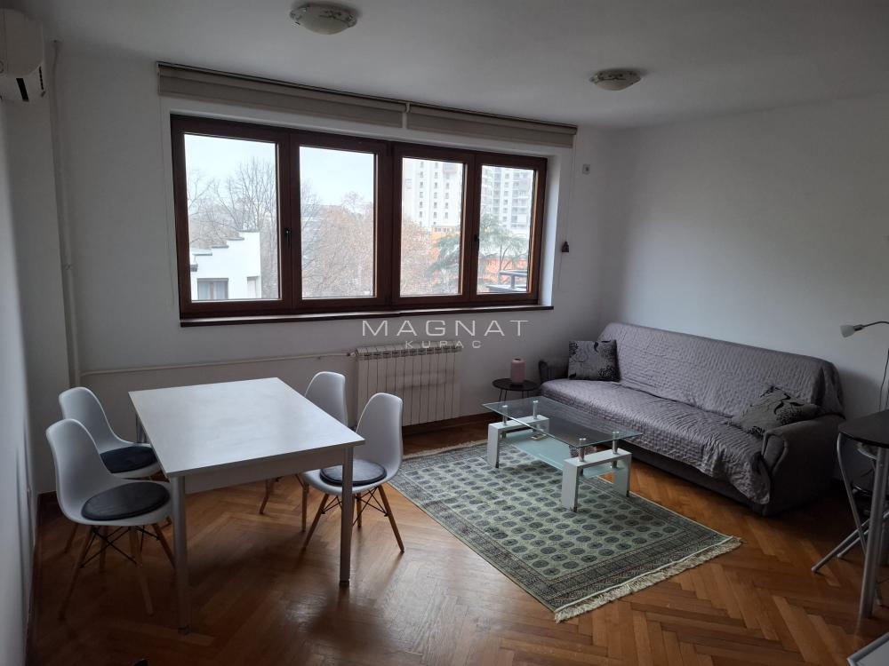Slika 1 - Miše Vujića, Jednoiposoban stan za izdavanje, 40m2, 450€