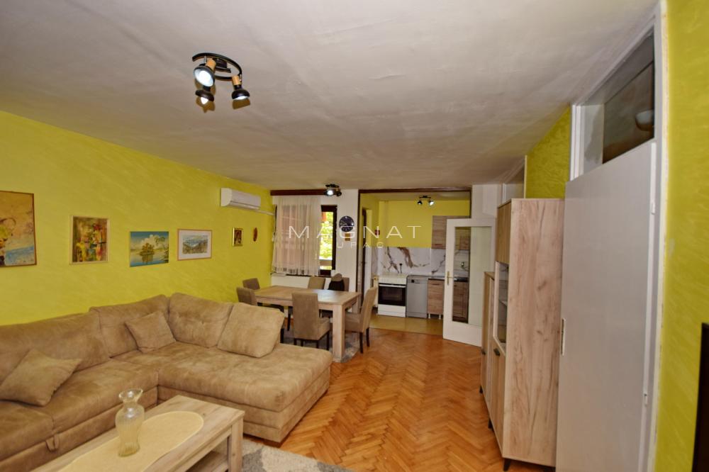 Slika 3 - Nikolaja Gogolja, Dvoiposoban stan na prodaju, 75m2, 210.000€