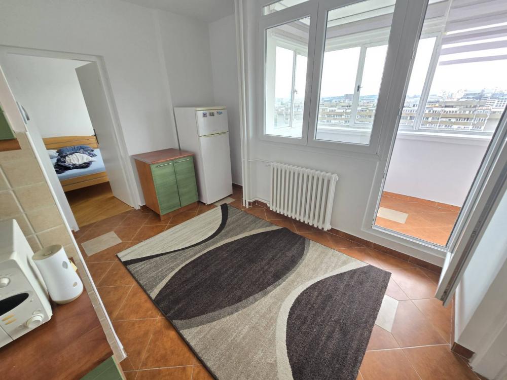 Slika 5 - Klare Cetkin, Trosoban stan za izdavanje, 83m2, 900€