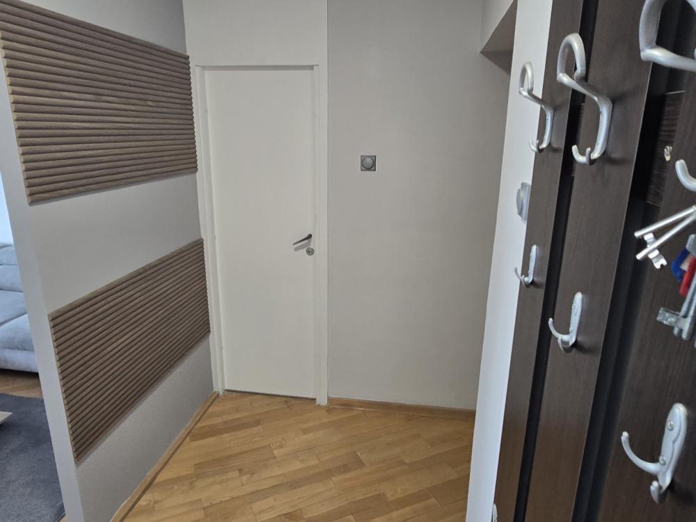 Slika 10 - Klare Cetkin, Trosoban stan za izdavanje, 83m2, 900€