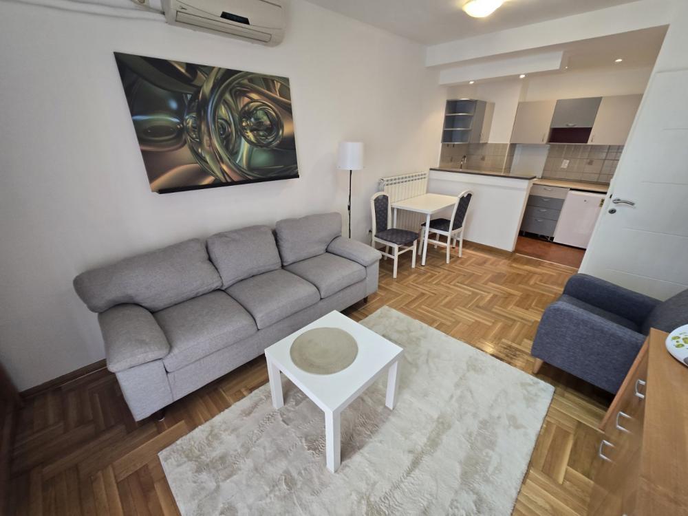 Glavna slika -Cerska, Dvosoban stan za izdavanje, 43m2, 450€